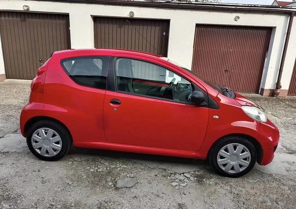 Peugeot 107 cena 8200 przebieg: 142000, rok produkcji 2009 z Kraków małe 92